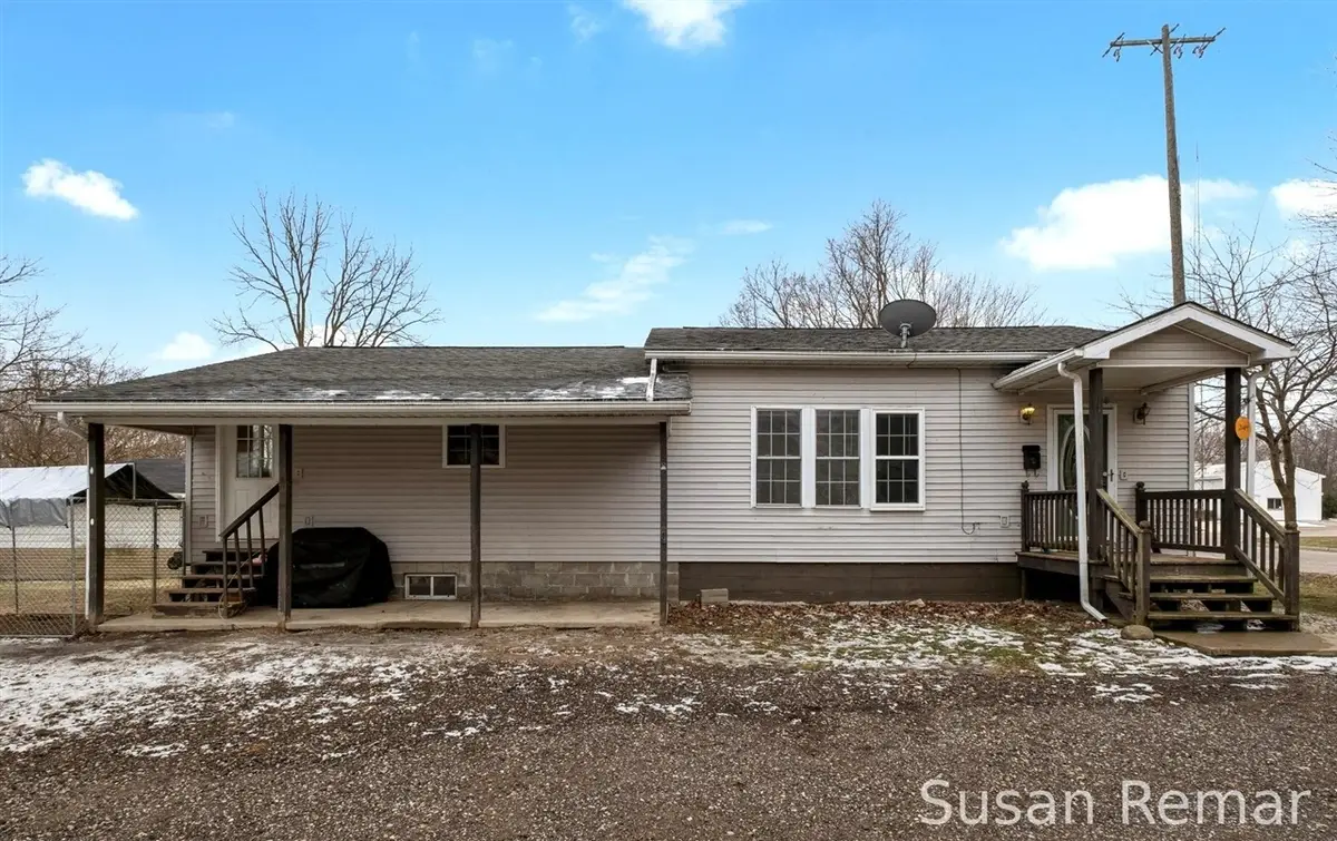 212 Mill, Ionia, MI 48846 - #1