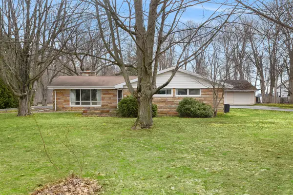 61321 Frances, Cassopolis, MI 49031