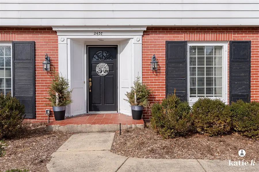 2437 Elmwood, East Grand Rapids, MI 49506 - #3