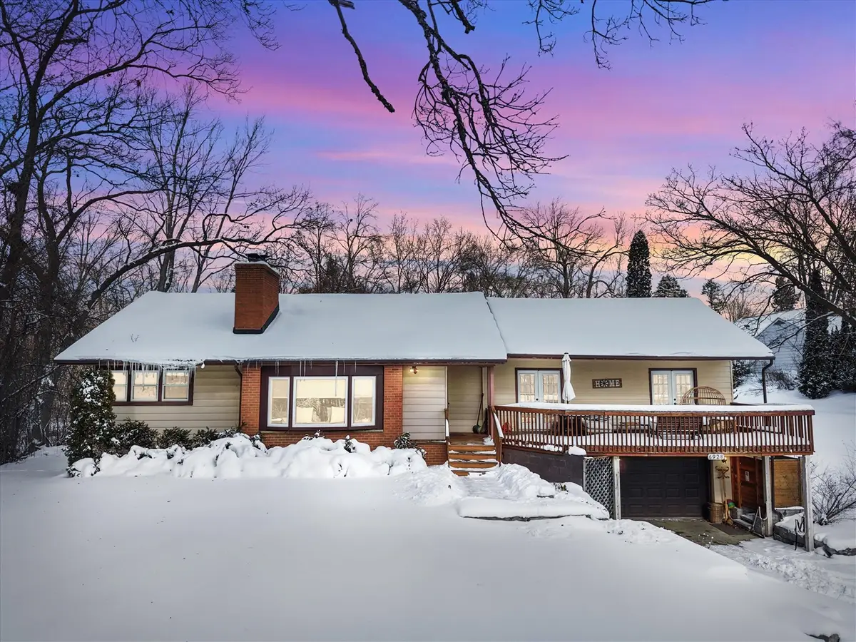 6928 Scotch Lake, West Bloomfield, MI 48324 - #1