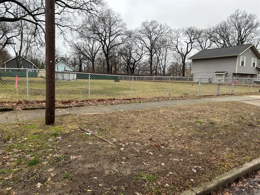 549 Adams, Muskegon, MI 49442 - #3