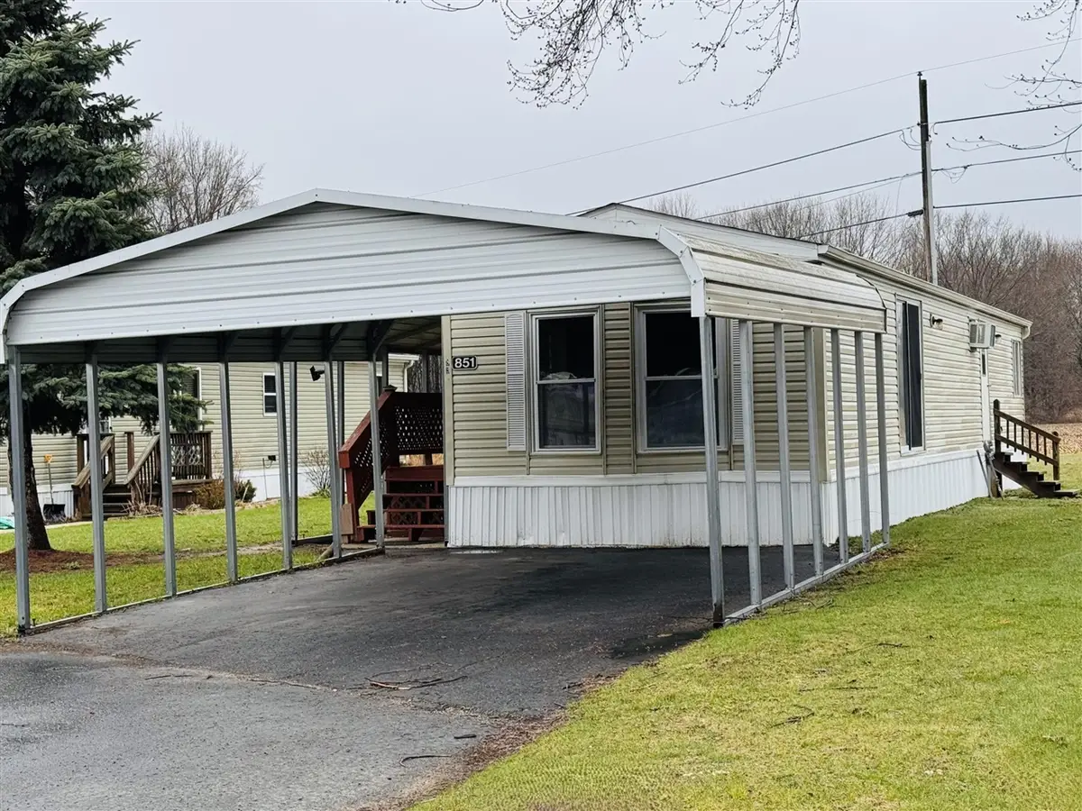 851 Mobile #4, Niles, MI 49120 - #1