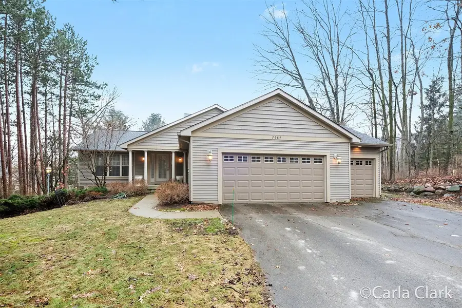 7987 Tiffany, Rockford, MI 49341 - #2