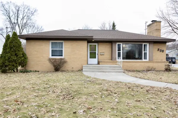 900 W Cass, Greenville, MI 48838