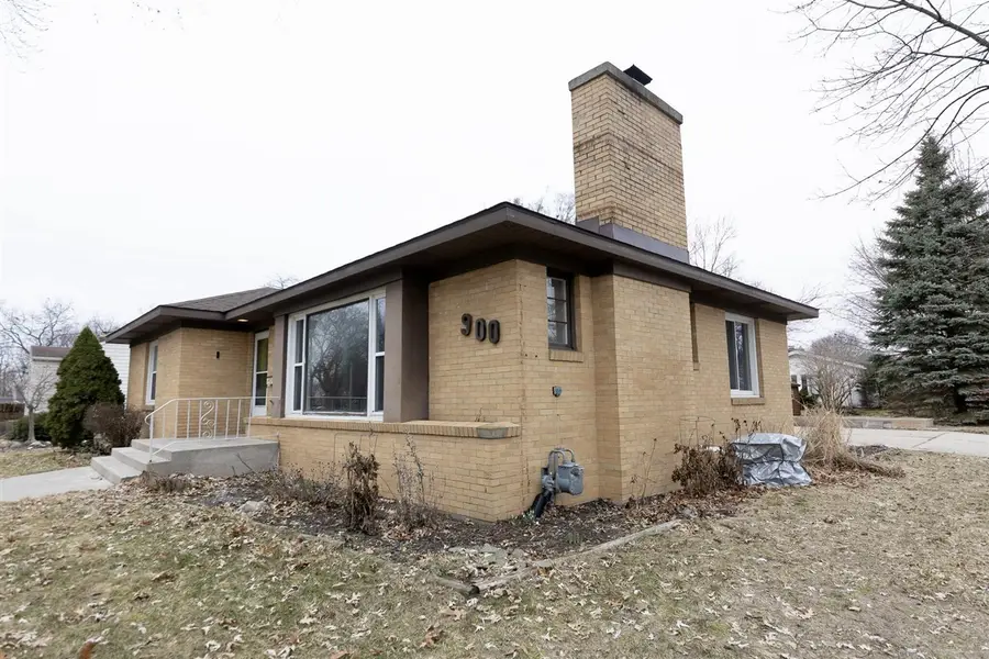 900 W Cass, Greenville, MI 48838 - #3