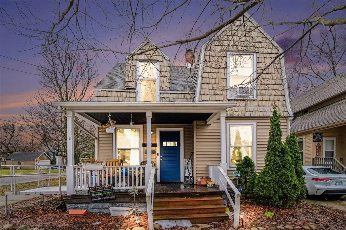 558 Carrier, Grand Rapids, MI 49505 - #1