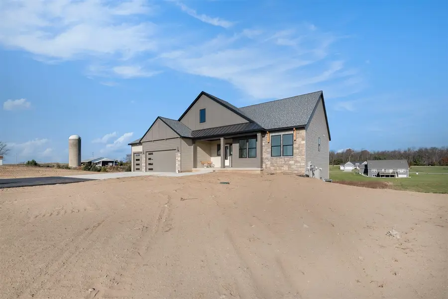 5631 Pioneer Pass #15, Caledonia, MI 49316 - #3