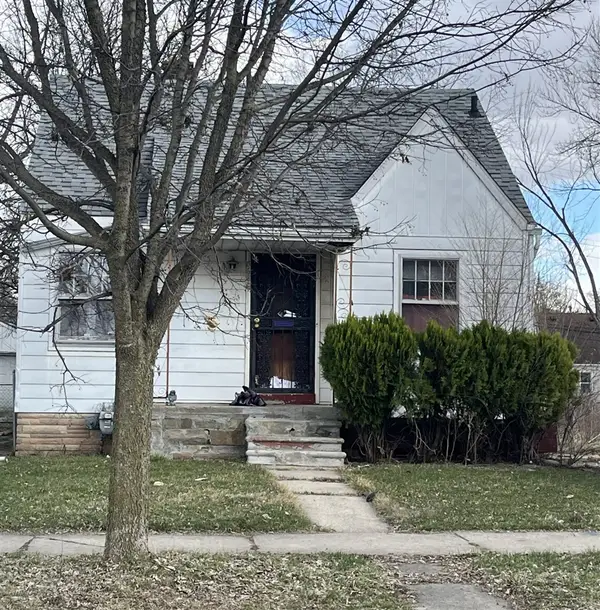 8666 Greenview, Detroit, MI 48228