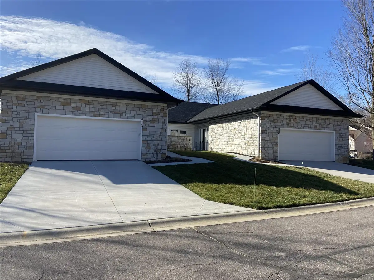 723 Violet, Saint Joseph, MI 49085 - #1