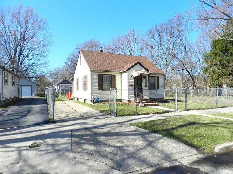 380 N Mccord, Benton Harbor, MI 49022 - #2