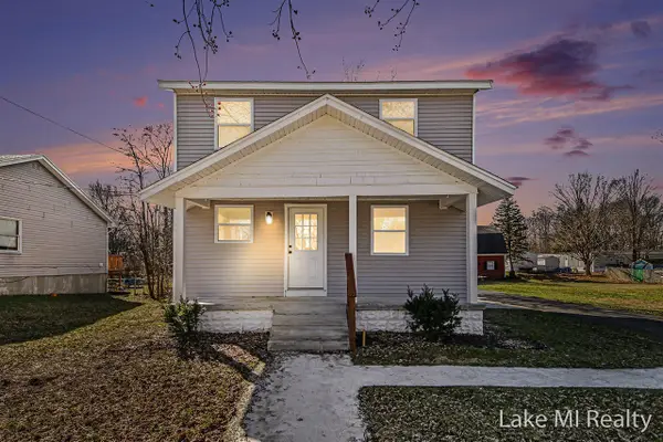 372 SE 60th, Grand Rapids, MI 49548