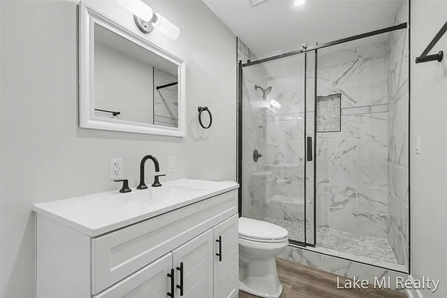 372 SE 60th, Grand Rapids, MI 49548 - #3