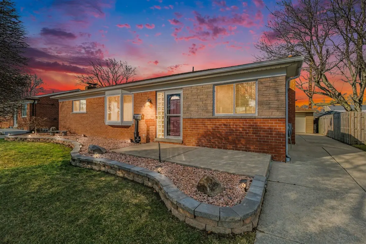 31141 Morgan, Warren, MI 48088 - #1