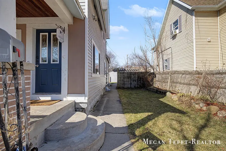 1113 Alpine, Grand Rapids, MI 49504 - #3