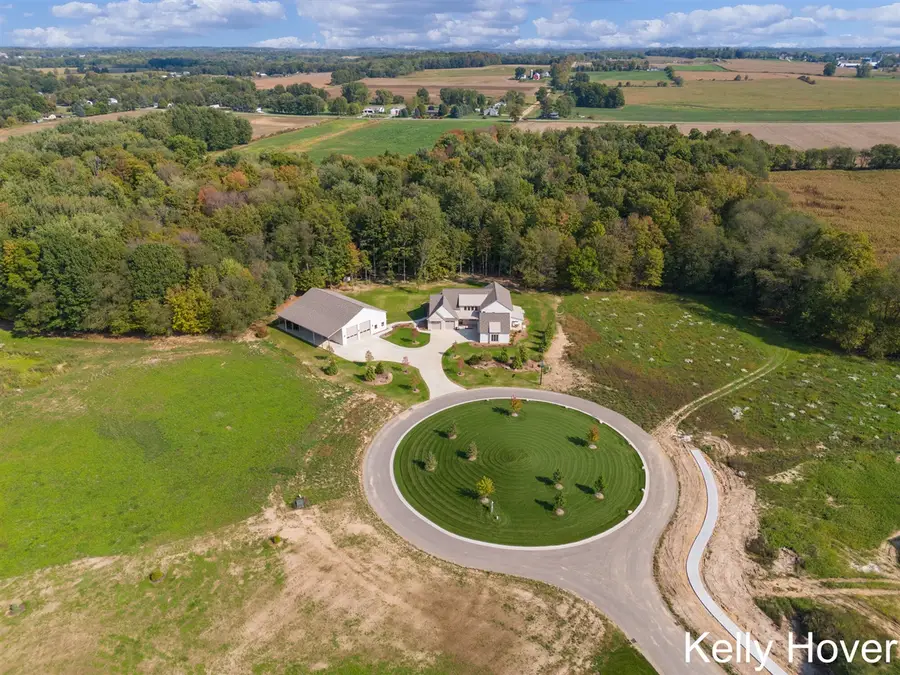 402 Ottogan Hills, Dorr, MI 49323 - #2