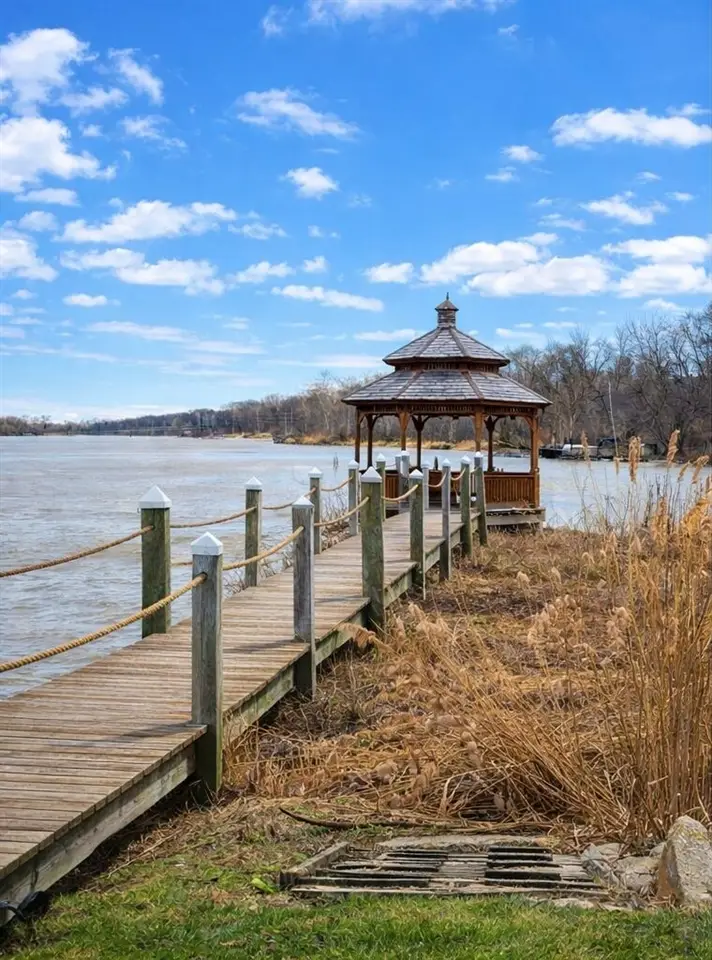 399 Island Pointe, Saint Joseph, MI 49085 - #2