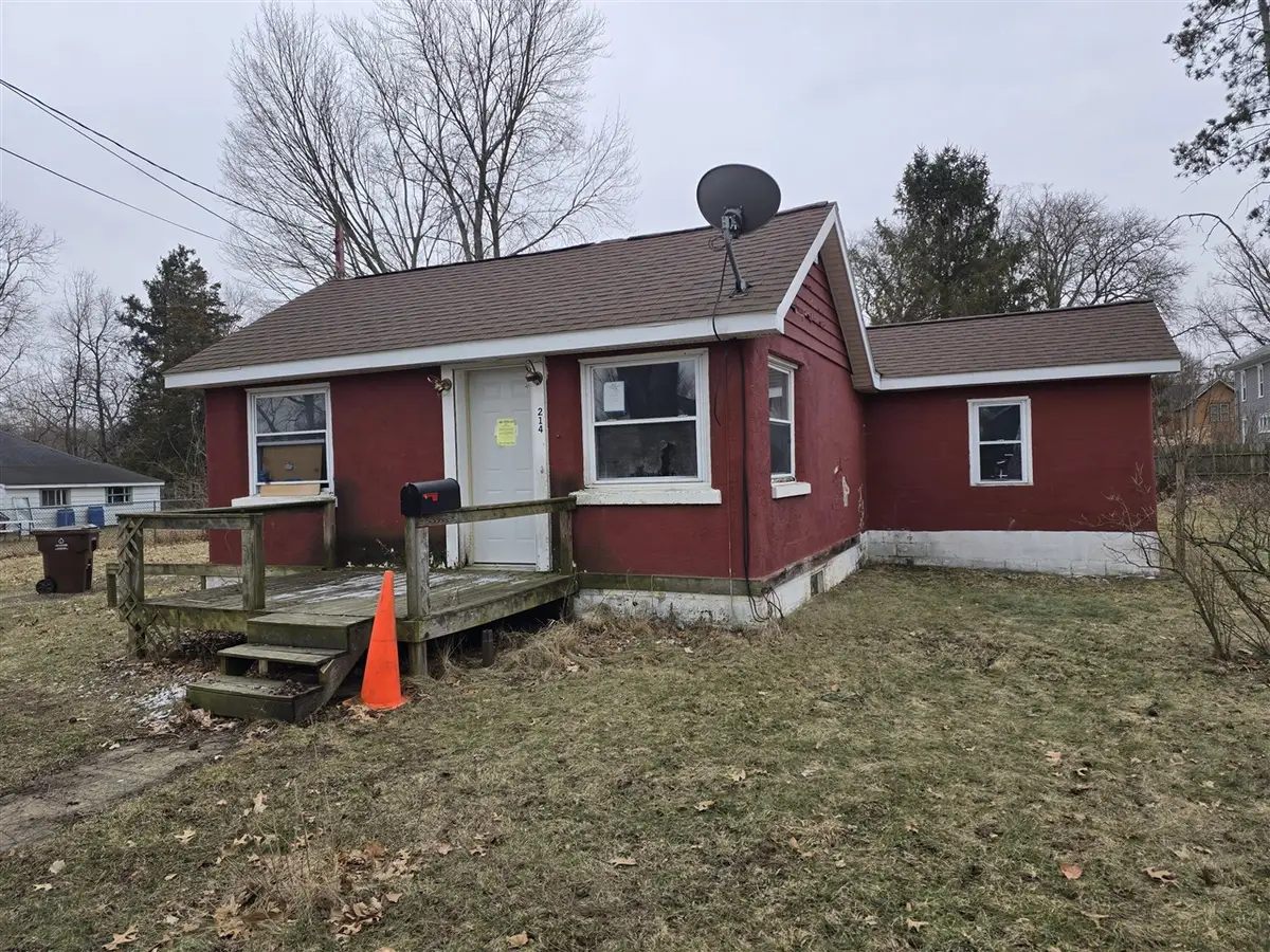 214 E Walnut, Albion, MI 49224 - #1