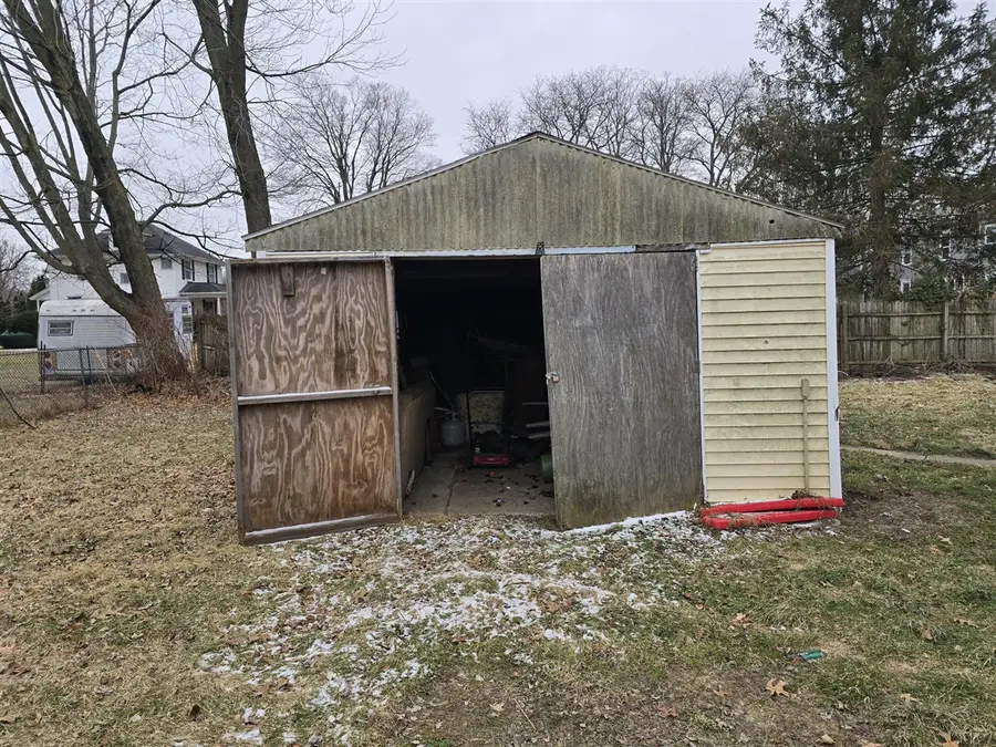 214 E Walnut, Albion, MI 49224 - #3