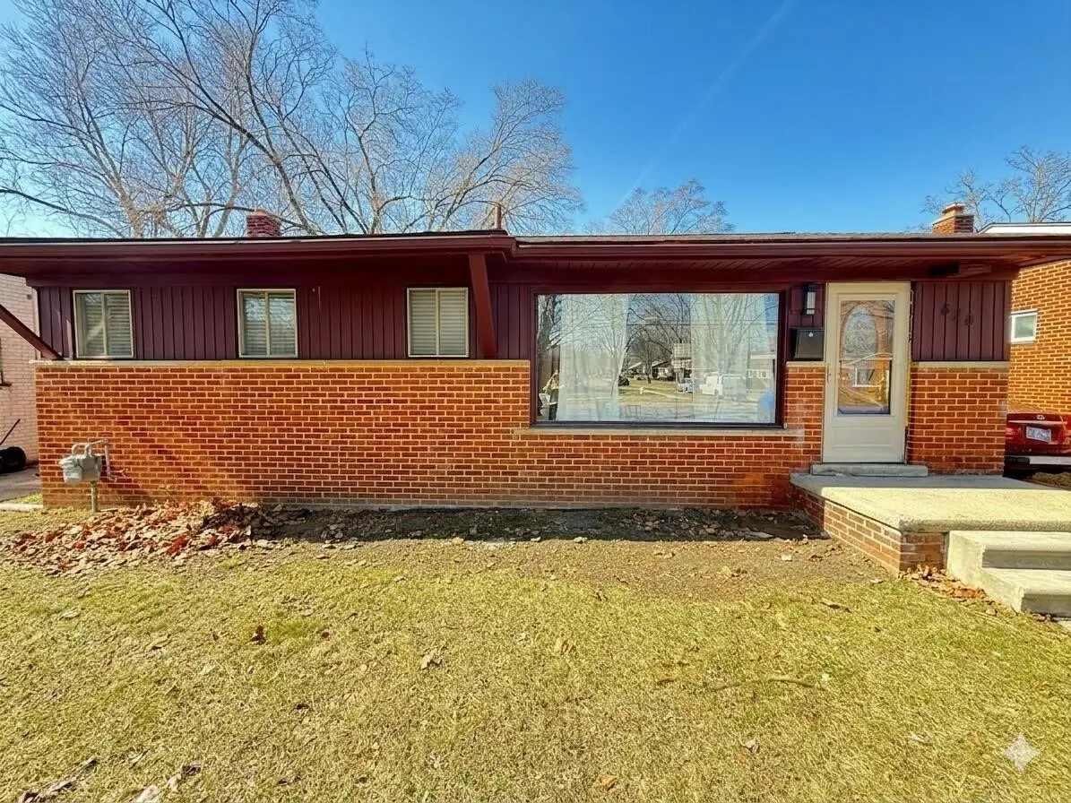 610 Western, Inkster, MI 48141 - #1