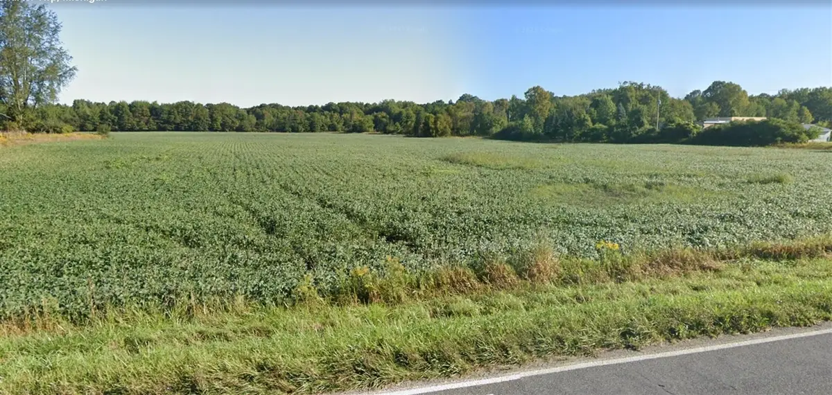 69636 Co Rd 384, South Haven, MI 49090 - #1