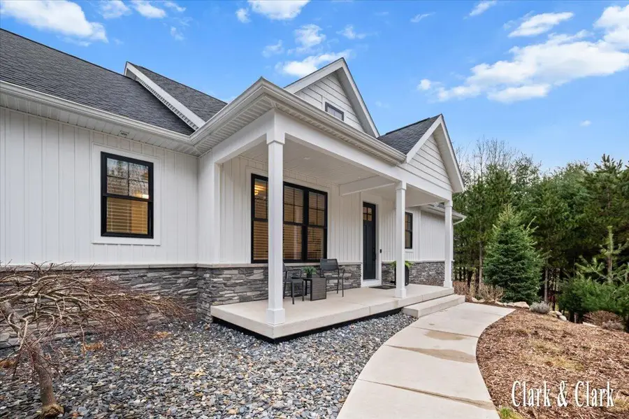 10660 Kissing Ridge, Lowell, MI 49331 - #2