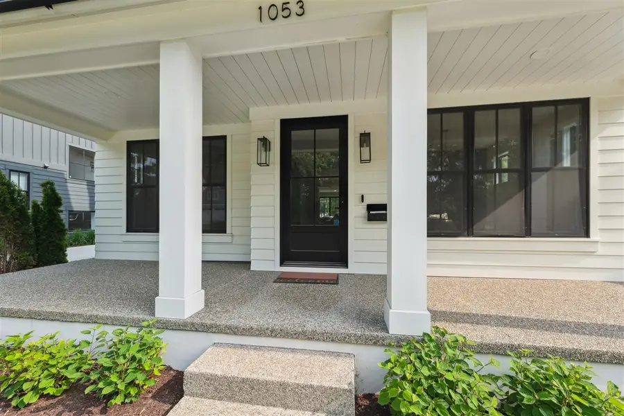 1053 Canterbury, Birmingham, MI 48009 - #2