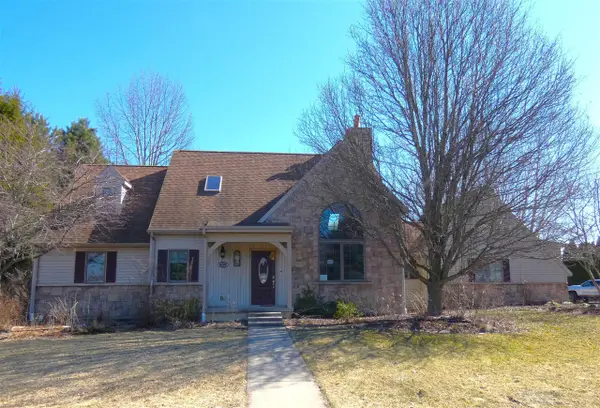 4799 Luther, Saint Joseph, MI 49085