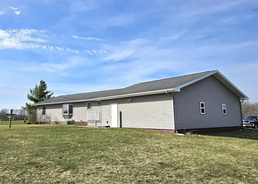 1001 Rierson, Bronson, MI 49028 - #2