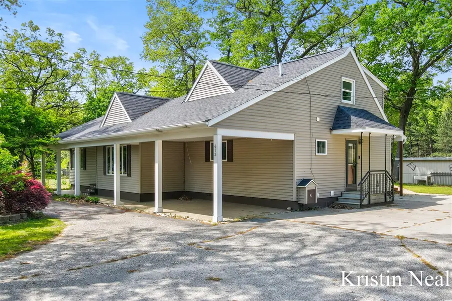 673 S Wolf Lake, Muskegon, MI 49442 - #2