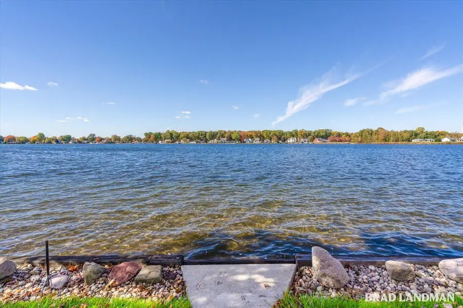 1980 Parker, Wayland, MI 49348 - #3