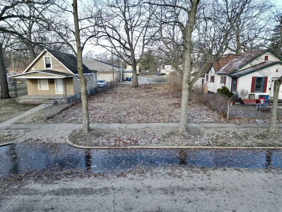 2011 5th, Muskegon, MI 49444 - #3