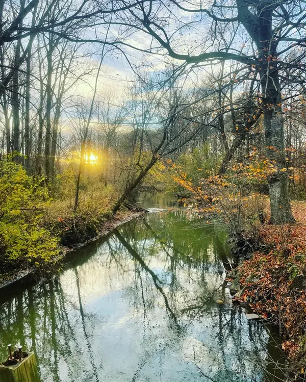 8040 W Martin, Three Oaks, MI 49128