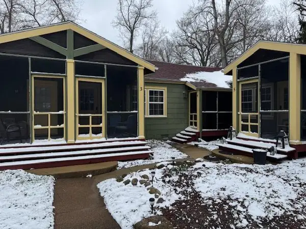 15657 Lakeshore #3, Union Pier, MI 49129