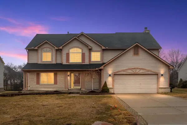 24403 Elmhurst, Farmington Hills, MI 48336