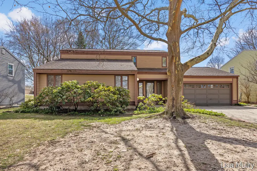 1810 Southampton, Grand Rapids, MI 49508 - #3