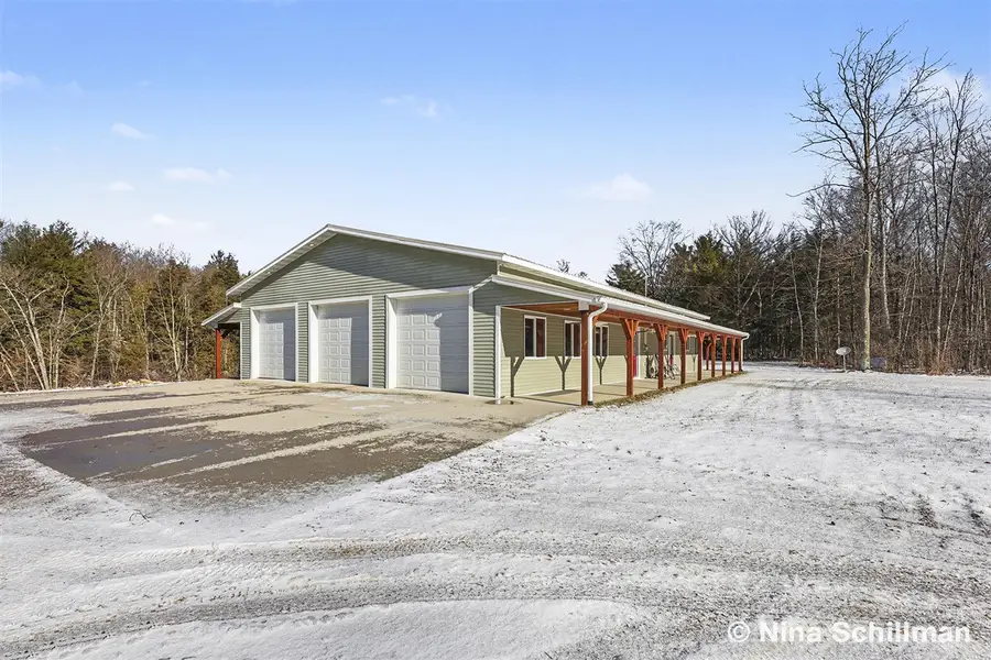 19550 Washington, Morley, MI 49336 - #2