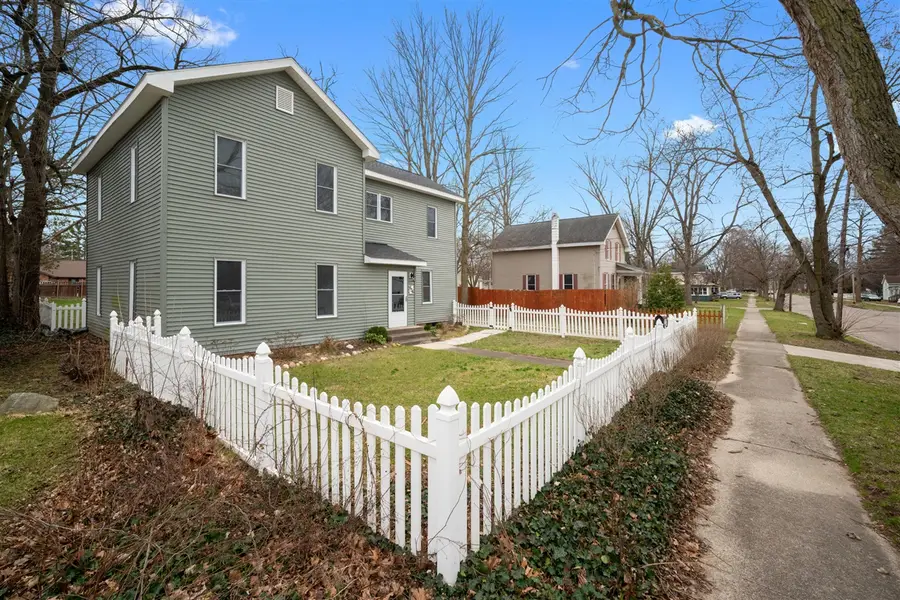 604 Orchard, Dowagiac, MI 49047 - #3