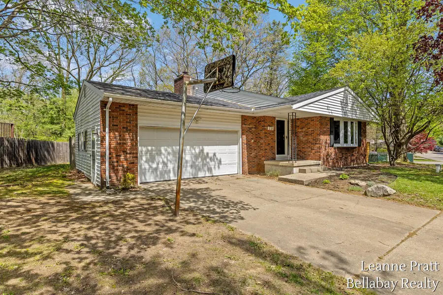 231 Eden, Pennfield, MI 49017 - #2