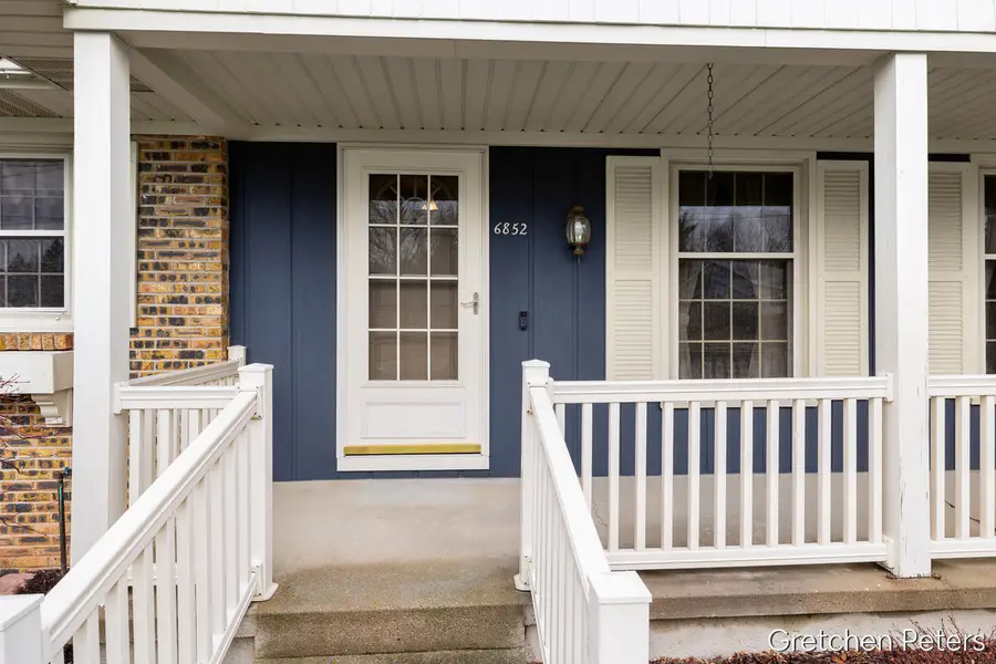 6852 Aleda, Grand Rapids, MI 49508 - #2