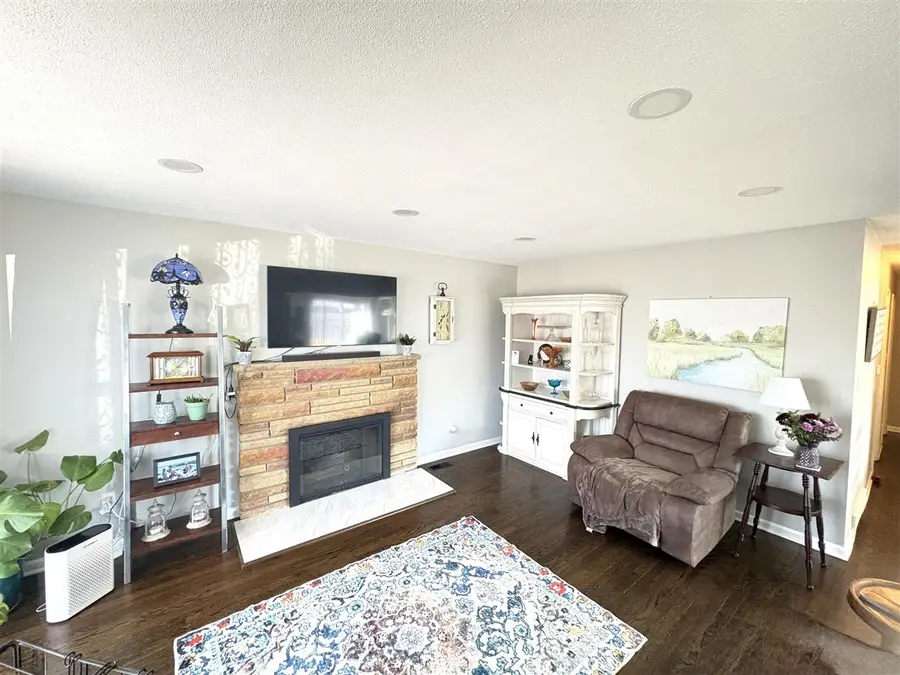 14142 Arden, Livonia, MI 48154 - #2