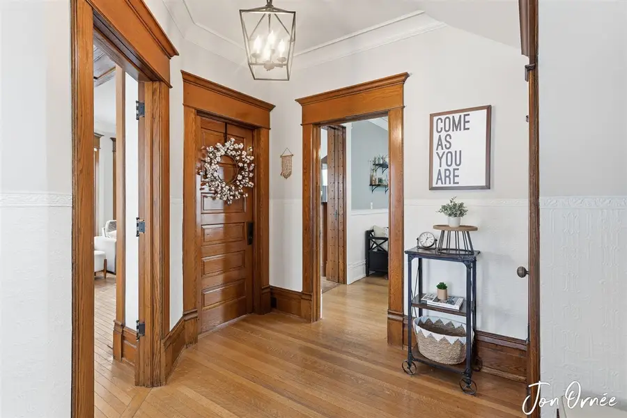 158 W 14th, Holland, MI 49423 - #2