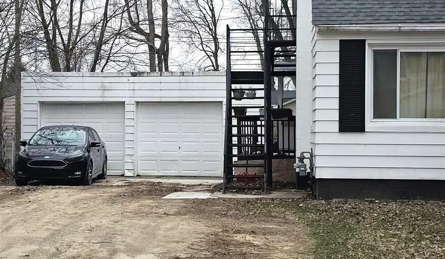 928 Ottawa, Ypsilanti, MI 48198 - #3