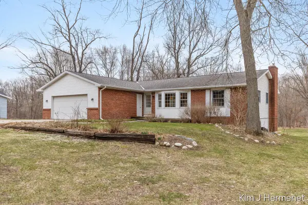 7544 Thornapple River, Caledonia, MI 49316