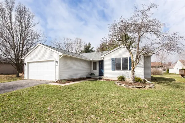 396 Berkshire, Saline, MI 48176