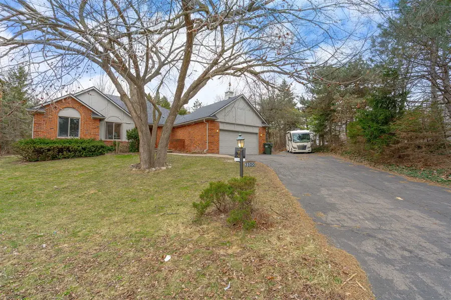 3300 Walton, Rochester, MI 48309 - #3