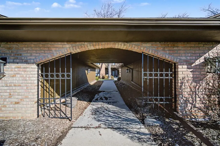 863 Greenhills, Ann Arbor, MI 48105 - #3