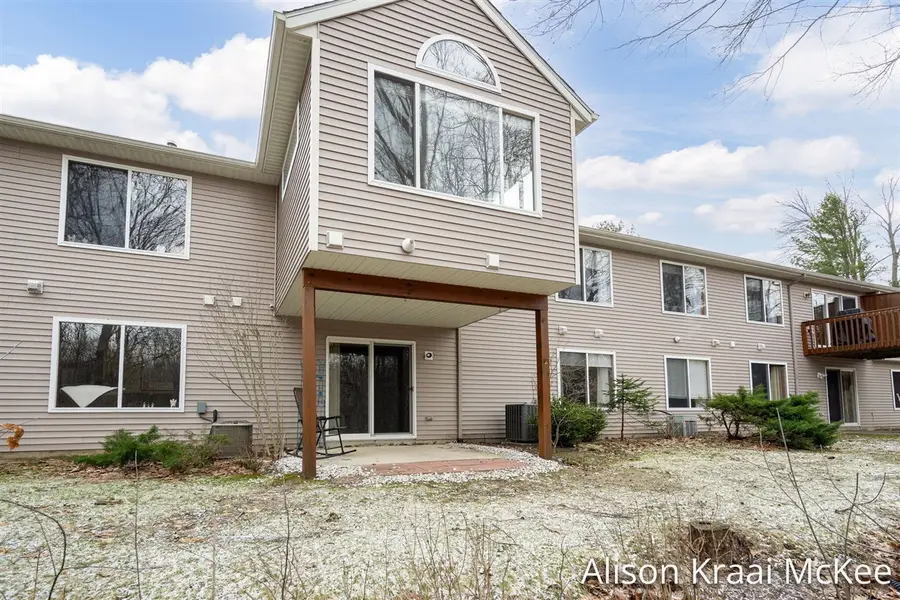 5923 W Lyn Haven, Grand Rapids, MI 49512 - #3