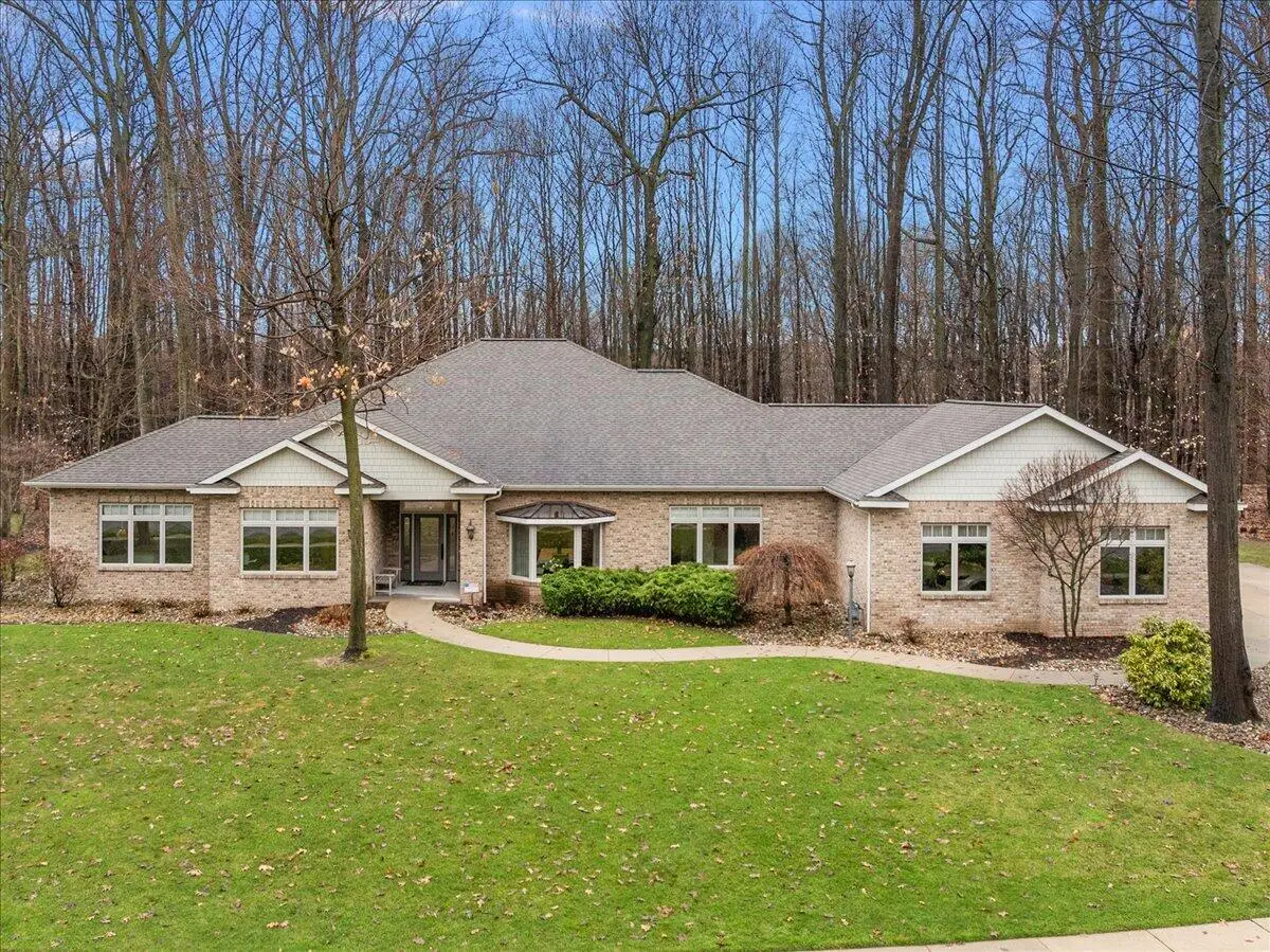 2666 Heritage, Stevensville, MI 49127 - #1