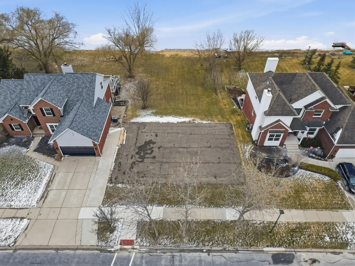36566 N Pointe, New Baltimore, MI 48047 - #1