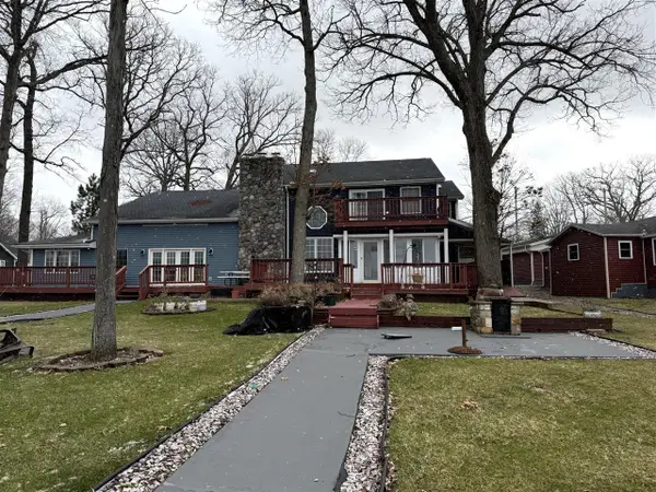 2454 Oakwood, Hillsdale, MI 49242